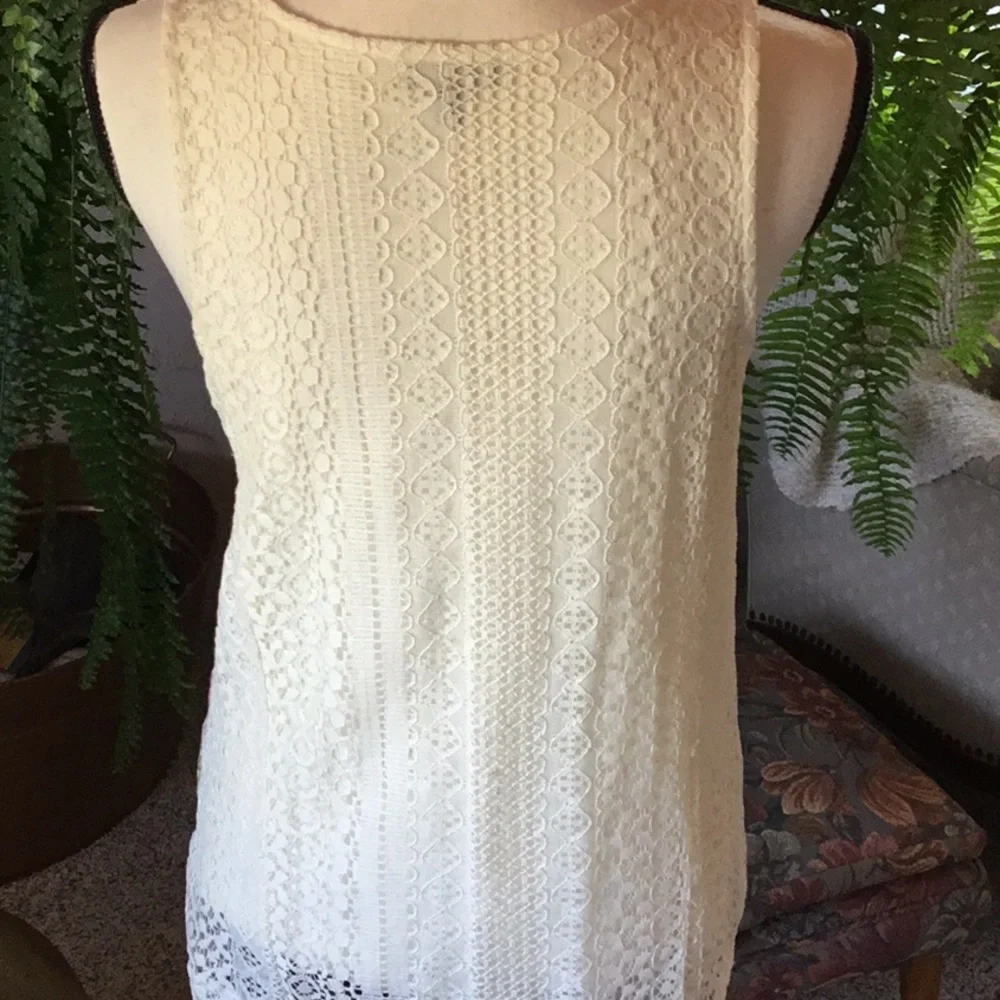 NWOT Cupio Crocheted Tank Top - Picture 3 of 7